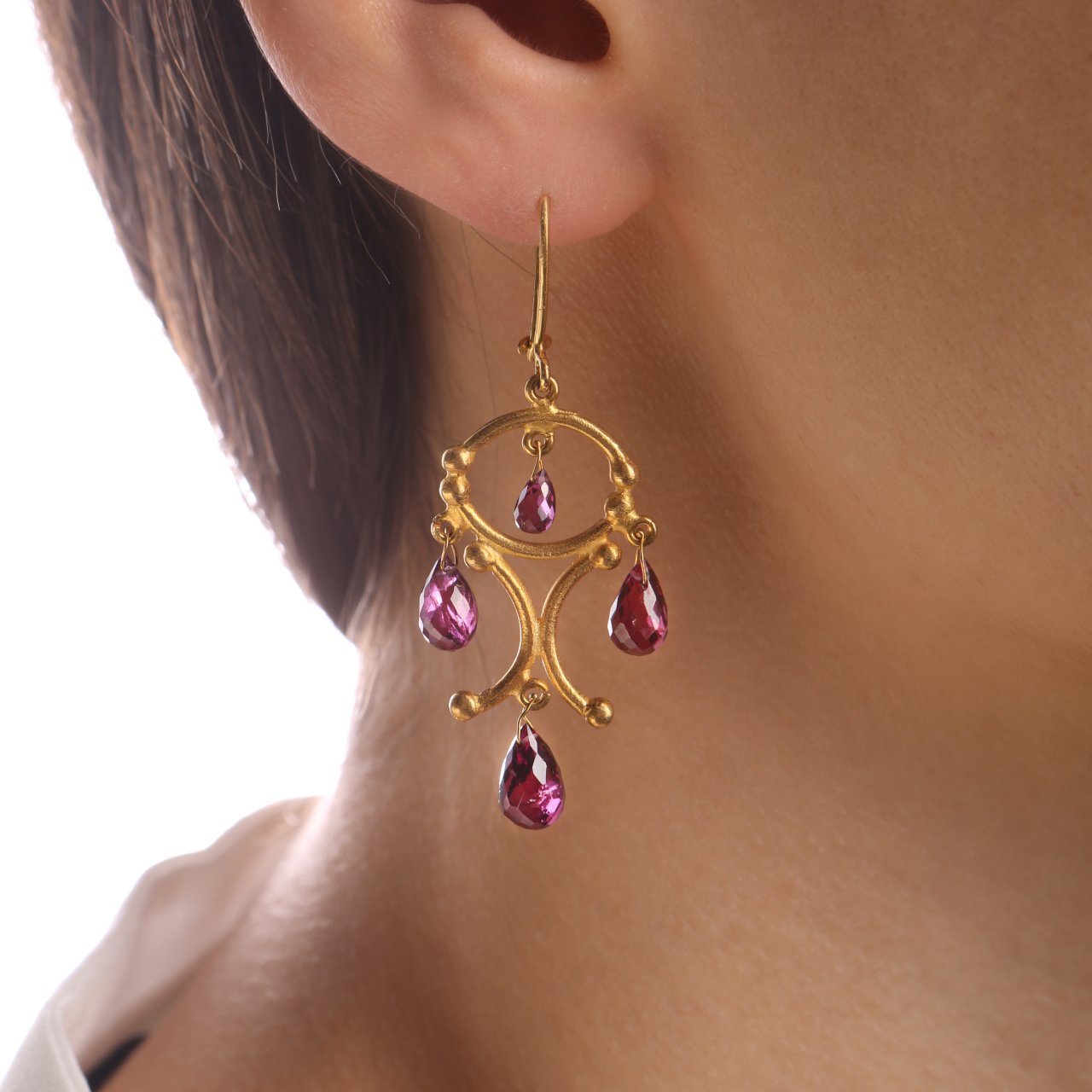 Ametist Taşlı Mat Altın Küpe