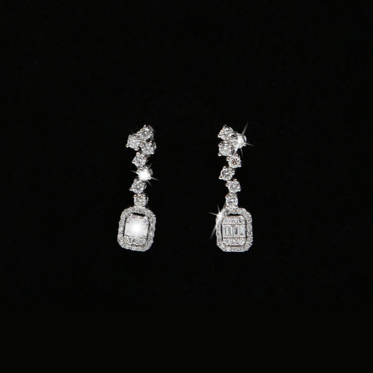 Pırlanta Taşlı Küpe