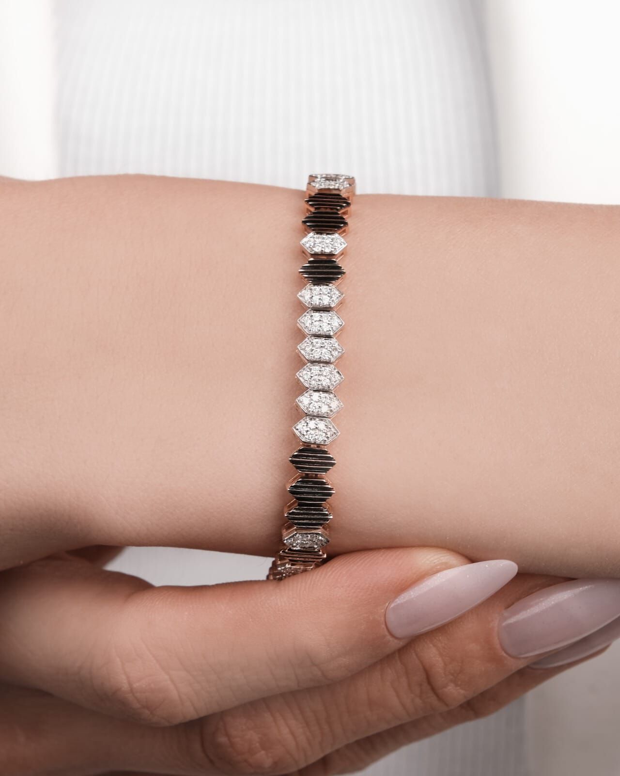 14 Ayar Pırlanta Taşlı Altın Bileklik