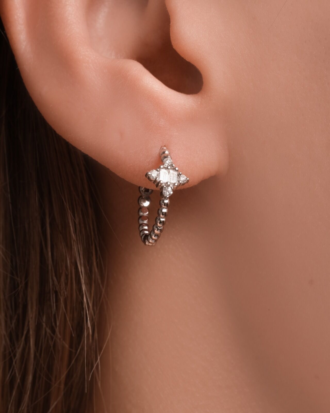 Pırlanta Taşlı 14 Ayar Altın Küpe