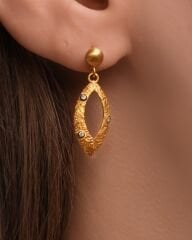 14 Ayar Pırlanta Taşlı Altın Küpe