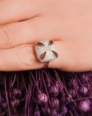 Pırlanta Taşlı 14 Ayar Altın Yüzük