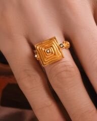 Pırlanta Taşlı 14 Ayar Altın Yüzük